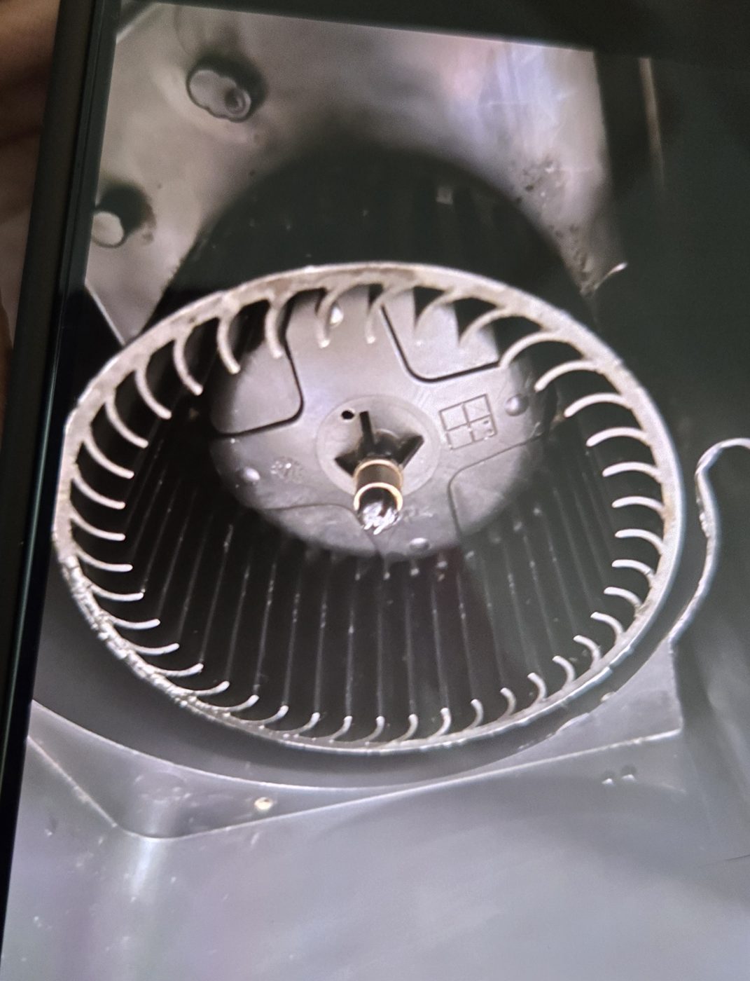 ダスキン作業後 換気扇のファン