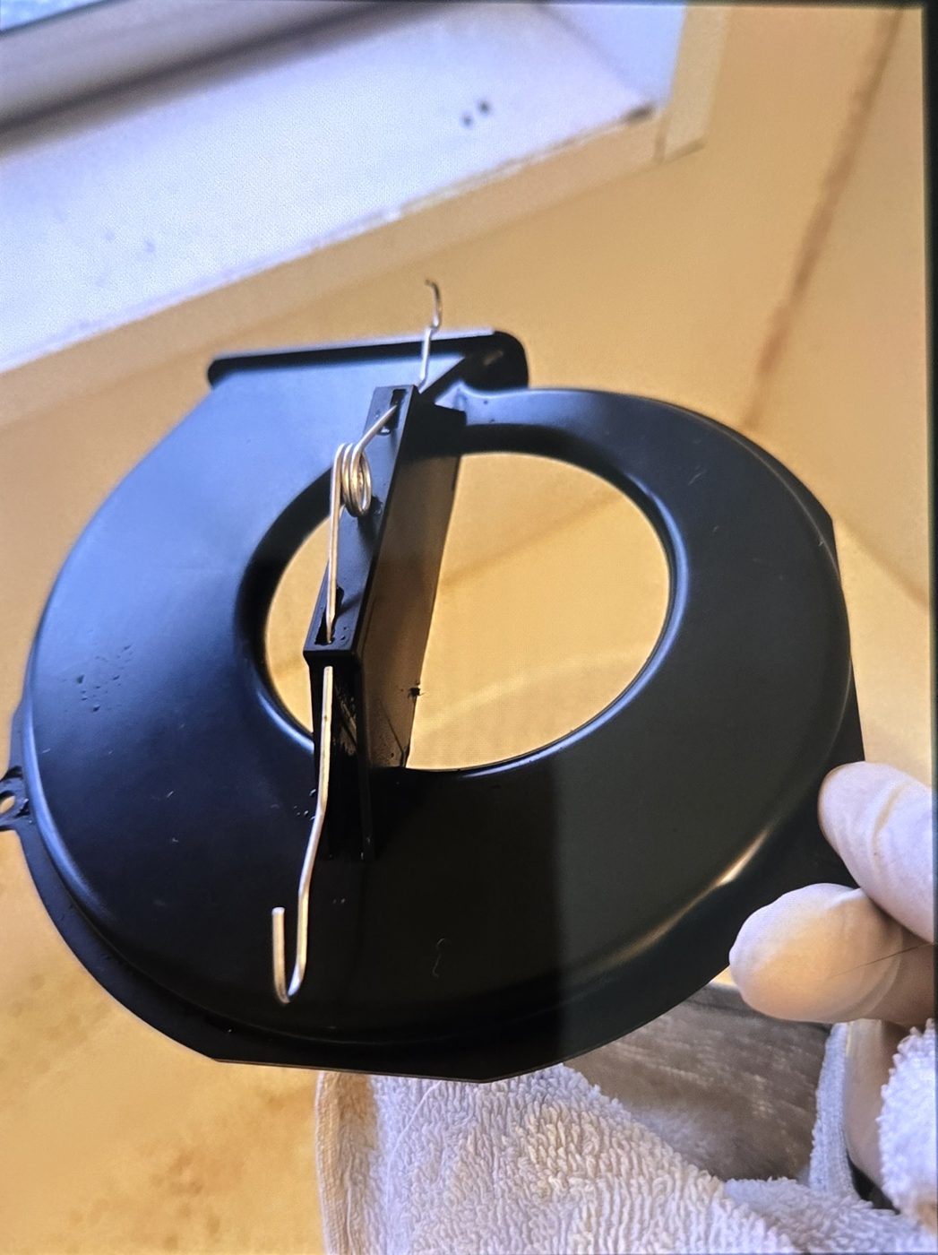 ダスキン作業後 換気扇内部のカバー